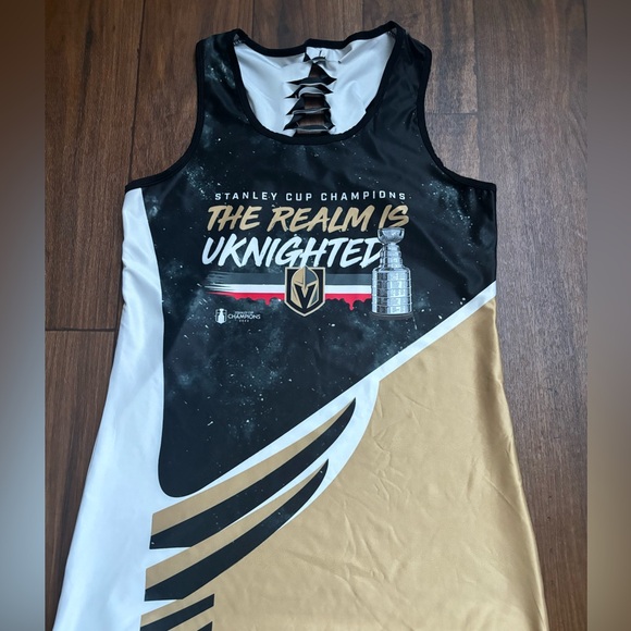 NHL* Las Vegas Golden Knights Woman Tank Top * Size Medium - Picture 5 of 6